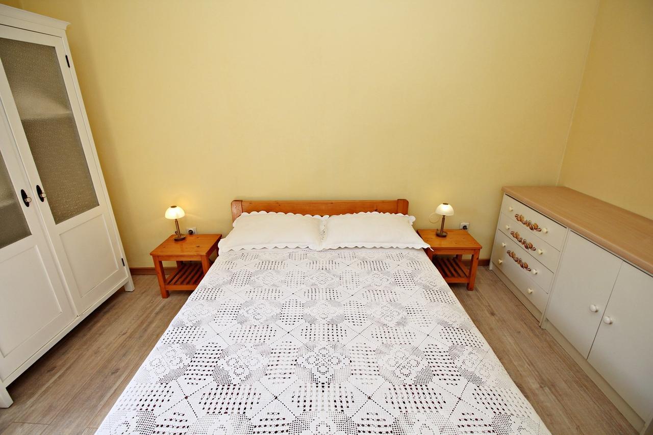 Filipi Apartment Сали Экстерьер фото